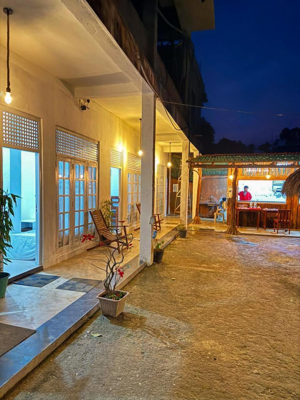 Ceylon Happy Laugh - Ella Hostel Bagian luar foto
