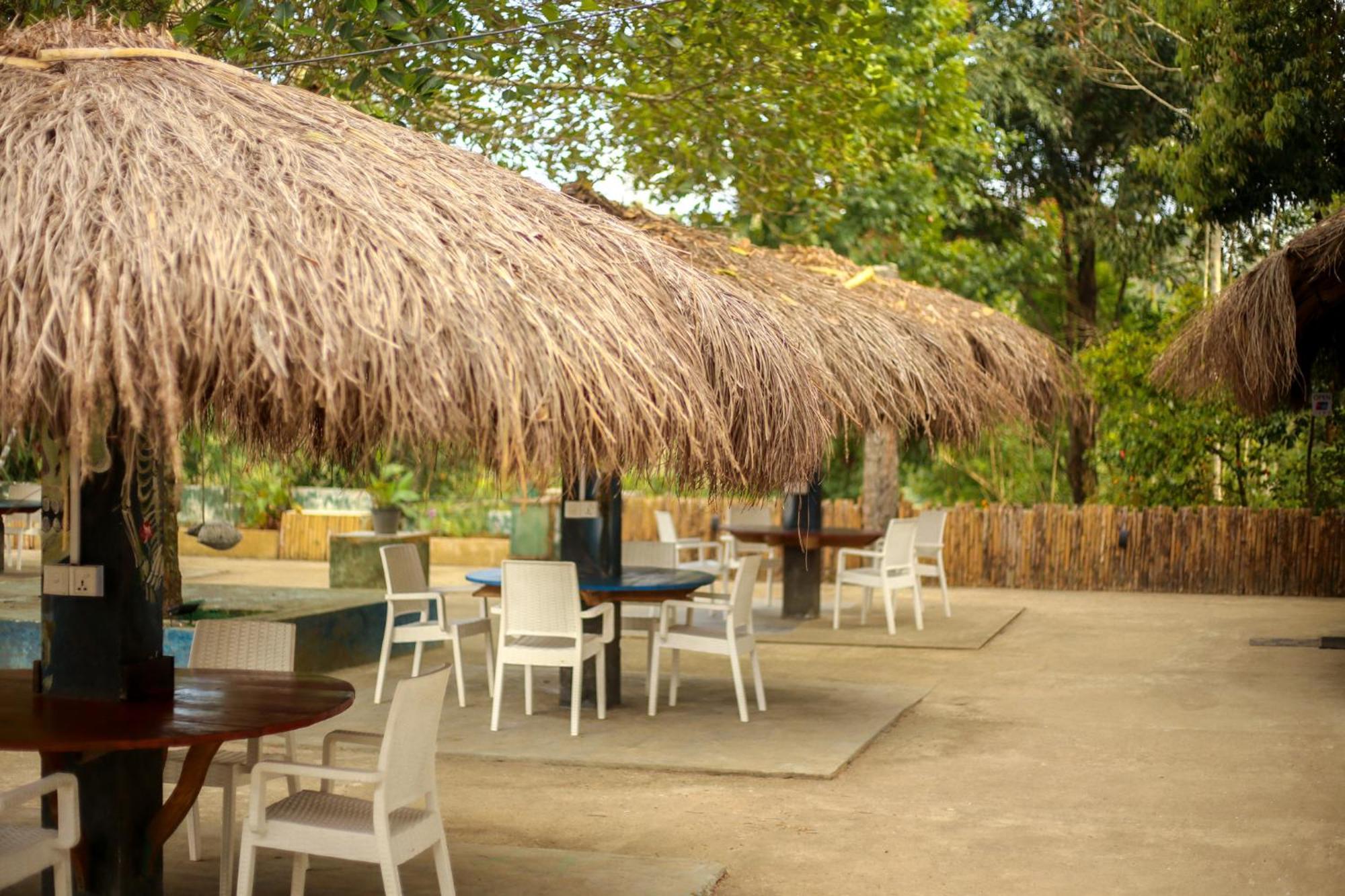 Ceylon Happy Laugh - Ella Hostel Bagian luar foto